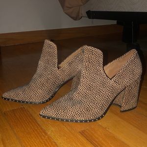 Barely worn Vince Camuto 3-inch heel booties